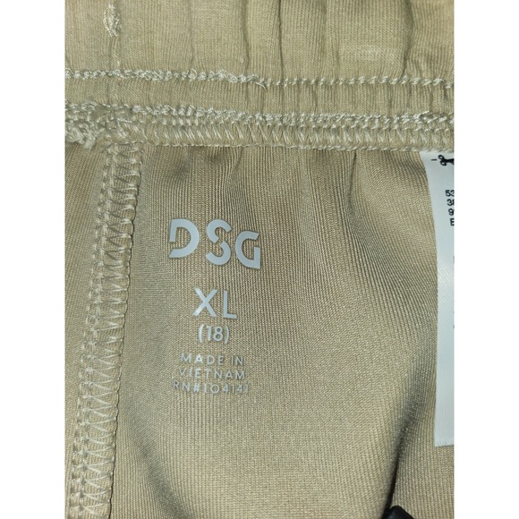 DSG Boys XL (18) Khaki Shorts Sport Flex Fabric MFRP $30 - Picture 5 of 7